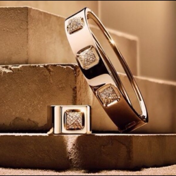 Swarovski Pyramid Stud Rose Gold Bangle